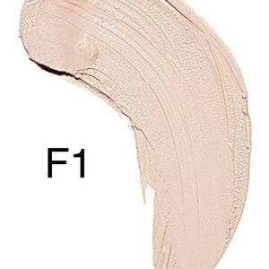 F1 | Makeup Revolution Fast Base Stick Foundation